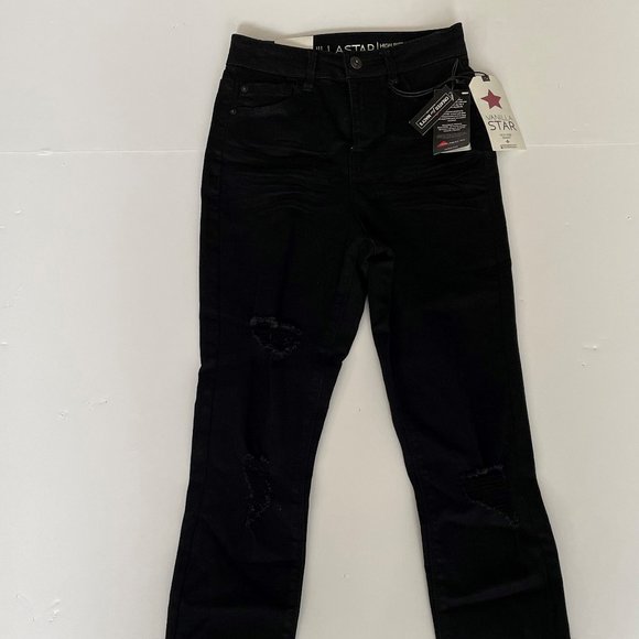 New with tags Juniors Ripped High-Rise Skinny jean - Picture 3 of 3